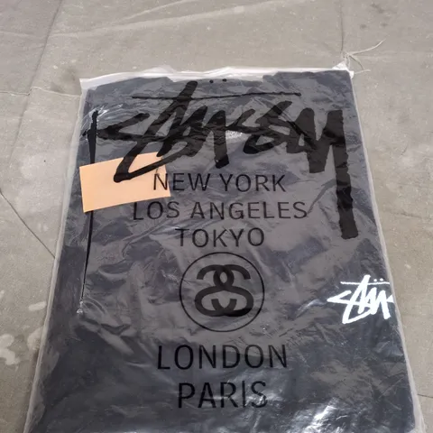 STUSSY BLACK LOGO TEE SIZE M