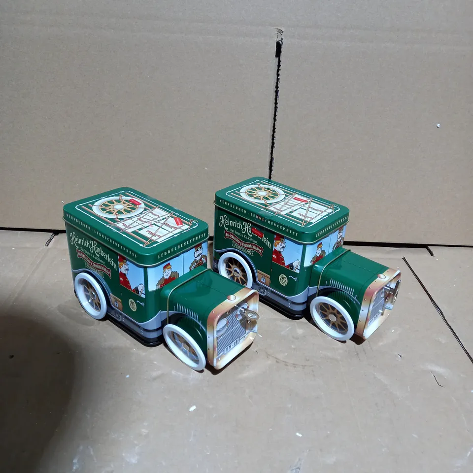 MINI MUSICAL CAR GINGERBREAD TIN