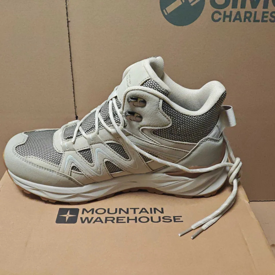 MOUNTAIN WAREHOUSE TRAIL BLAZER WMS WATERPROOF WALKING BOOTS – BEIGE, UK 7 (EU 40, US 9) – 