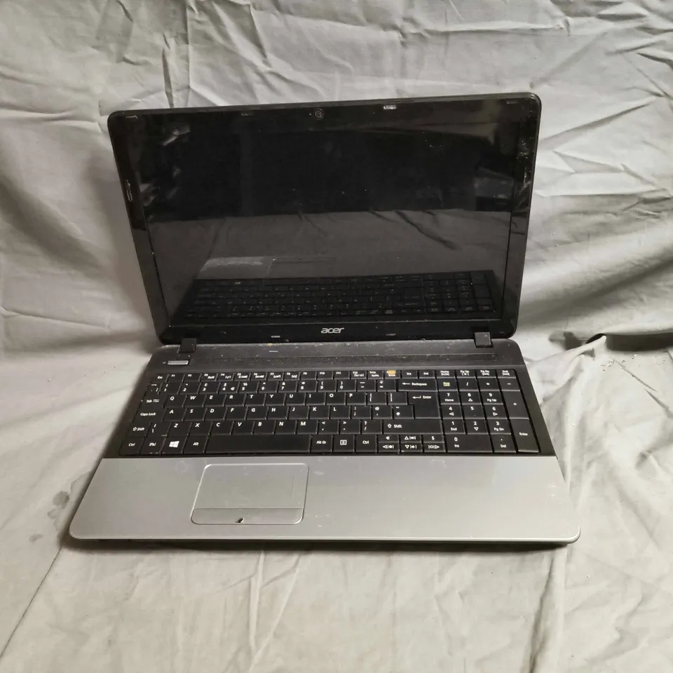 ACER E1-571 LAPTOP – BLACK, WINDOWS 8, 15.6" DISPLAY