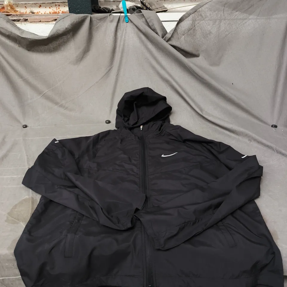 NIKE RUNNING BLACK JACKET MEDIUM