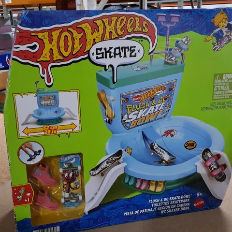 HOT WHEELS SKATE FLUSH & GO SKATE BOWL