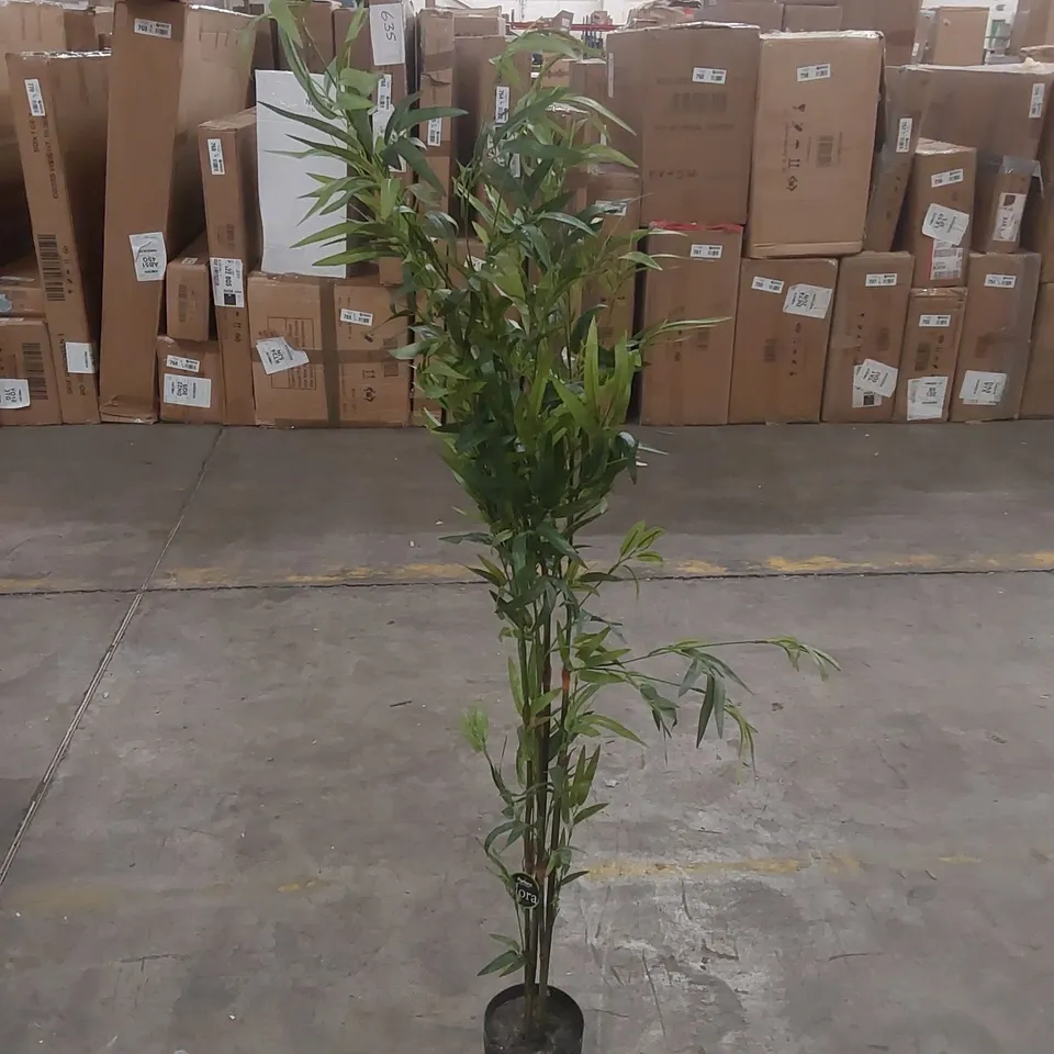 ARTIFICIAL POTTED FLOOR PLANT