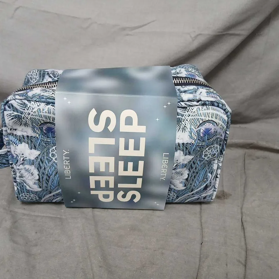LIBERTY PRINT MEDIUM WASHBAG – SLEEP GIFT SET