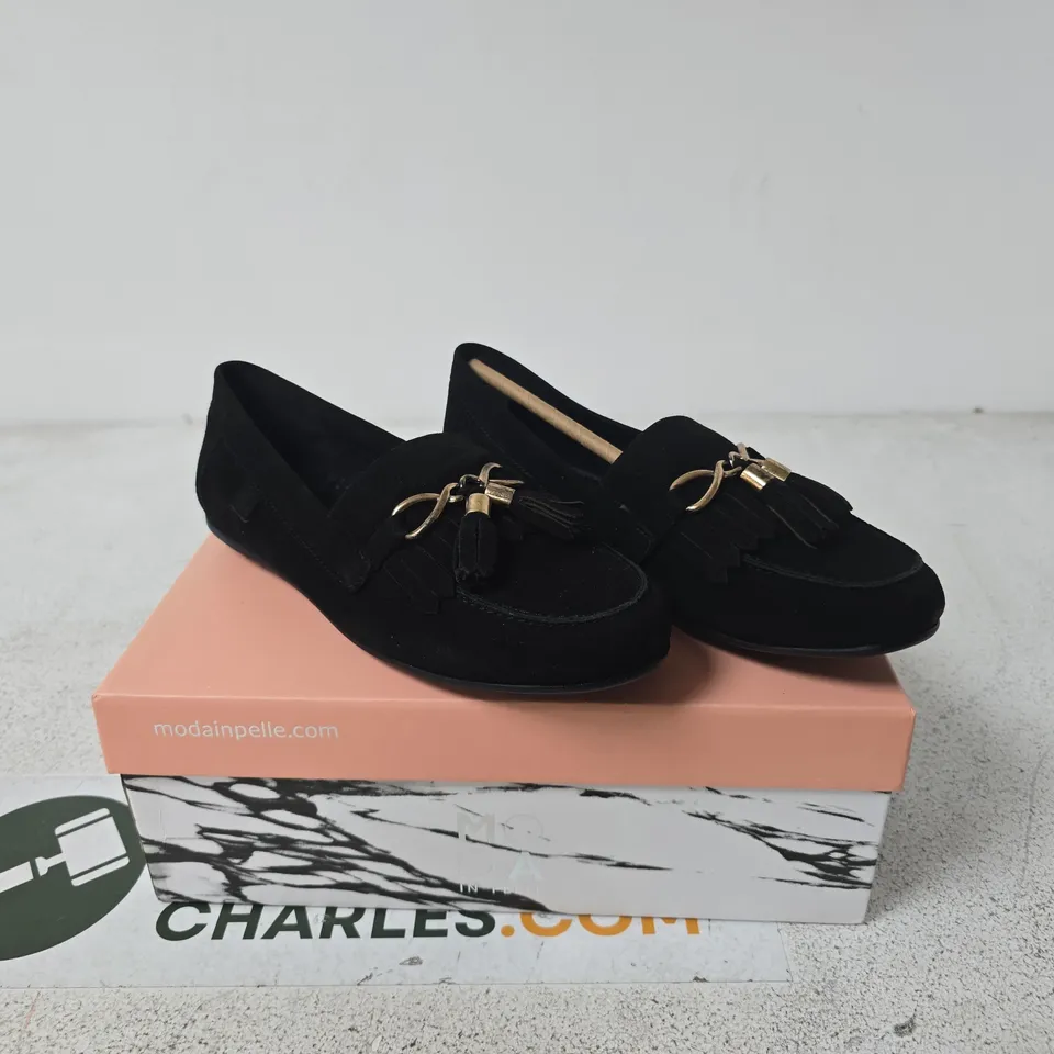 MODA IN PELLE ESSANA BLACK SUEDE TASSEL LOAFERS – UK 4 (EU 37)