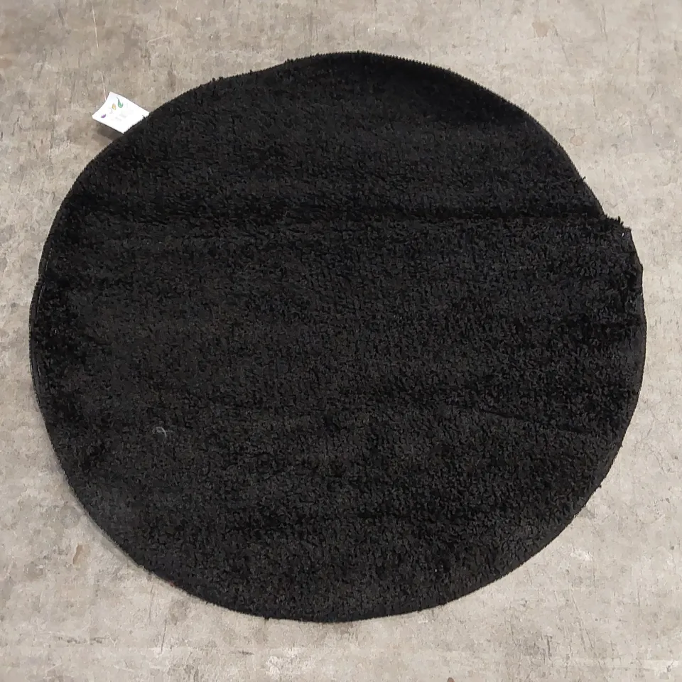 BRAND NEW BAGGED PACO HOME SYDNEY BATH MAT -  80cm D