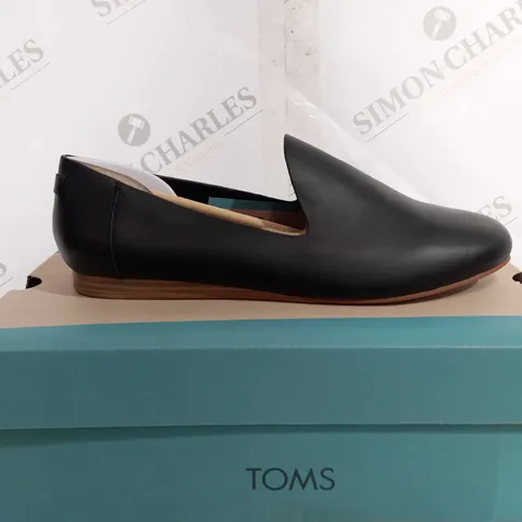 BOXED TOMS DARCY BLACK LEATHER WOMENS SHOE - UK6.5
