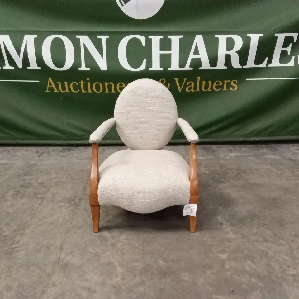 QUALITY HIGH-END DESIGNER FABRIC ACCENT CHAIR