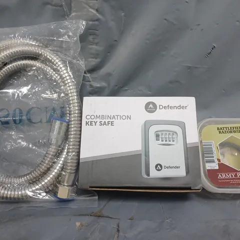 APPROXIMATELY 10 ASSORTED HOUSEHOLD ITEMS TO INCLUDE THE ARMY PAINTER - BATTLEFIELD RAZORWIRE, COMBINATION KEY SAFE, ETC