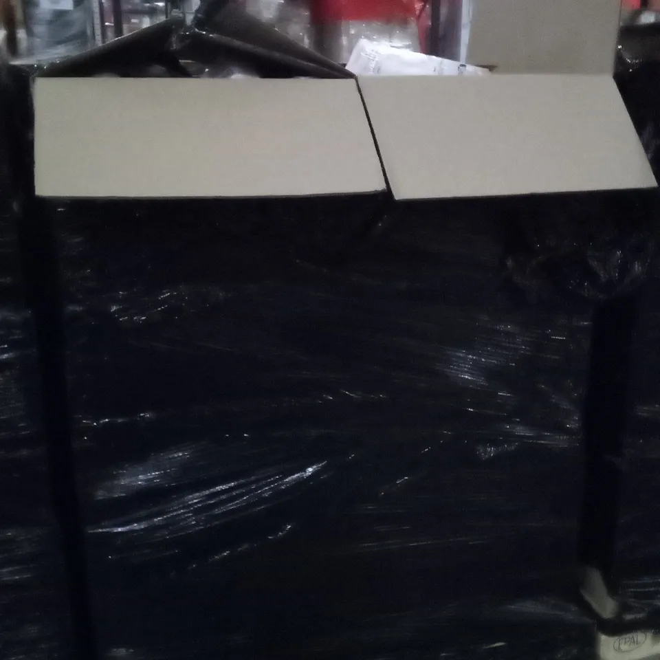 PALLET OF 6 BOXES CONTAINING ASSORTED ITEMS INCLUDING WAR HORSE DVD, NIPPLE COVERS, PLACEMATS, PHONE CASE, FESTIVE DINO BEDSHEET, MANUAL SOAP DISPENSER 