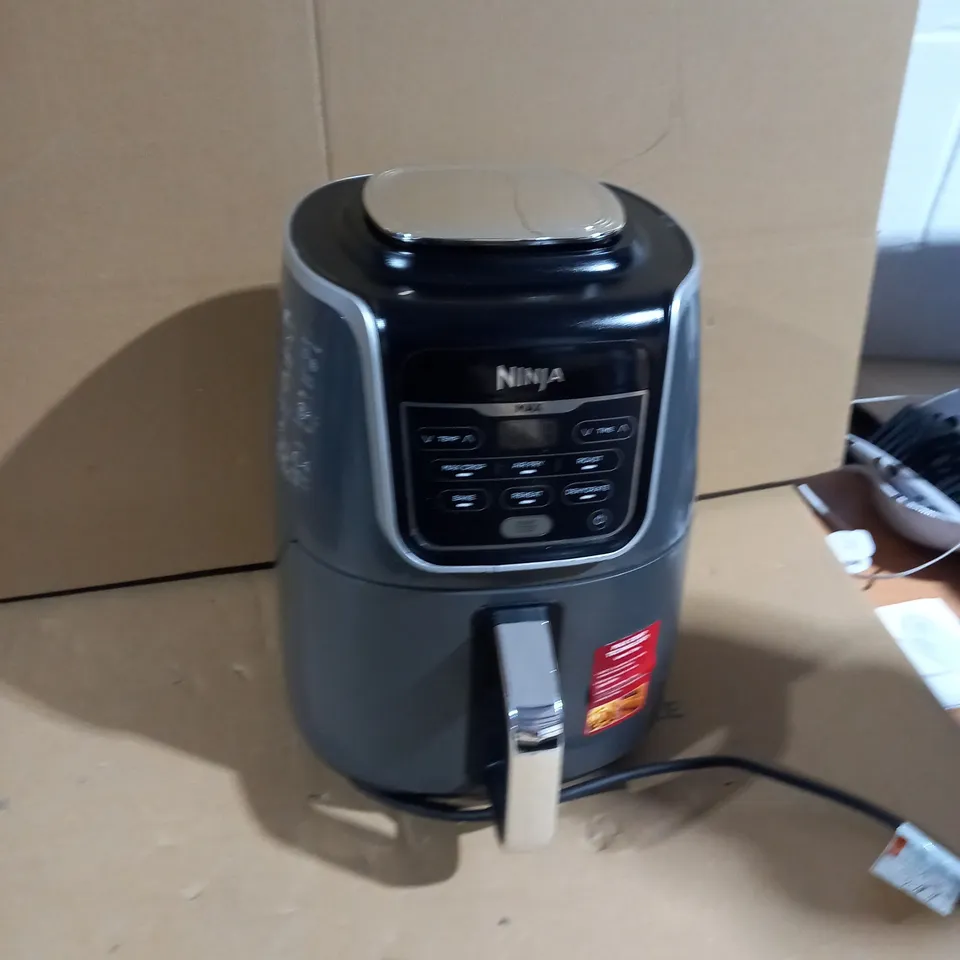 NINJA AIR FRYER 