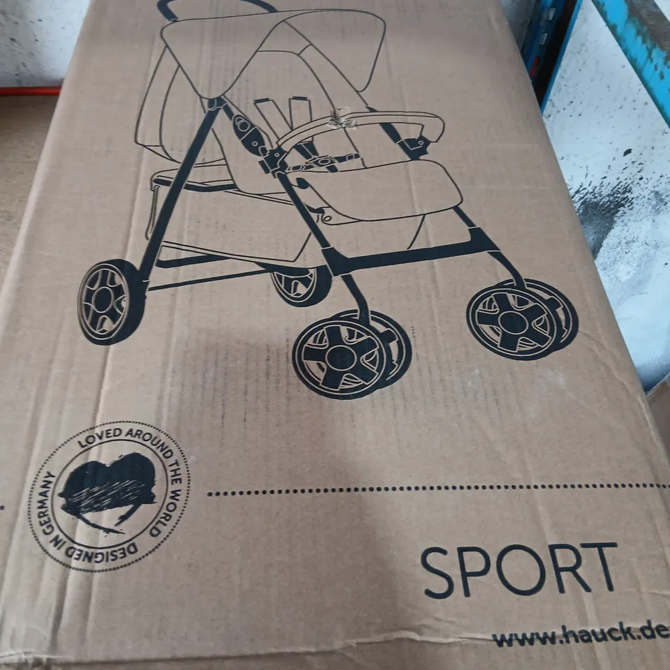 HAUCK SPORT PUSHCHAIR – MICKEY STARS (DISNEY)
