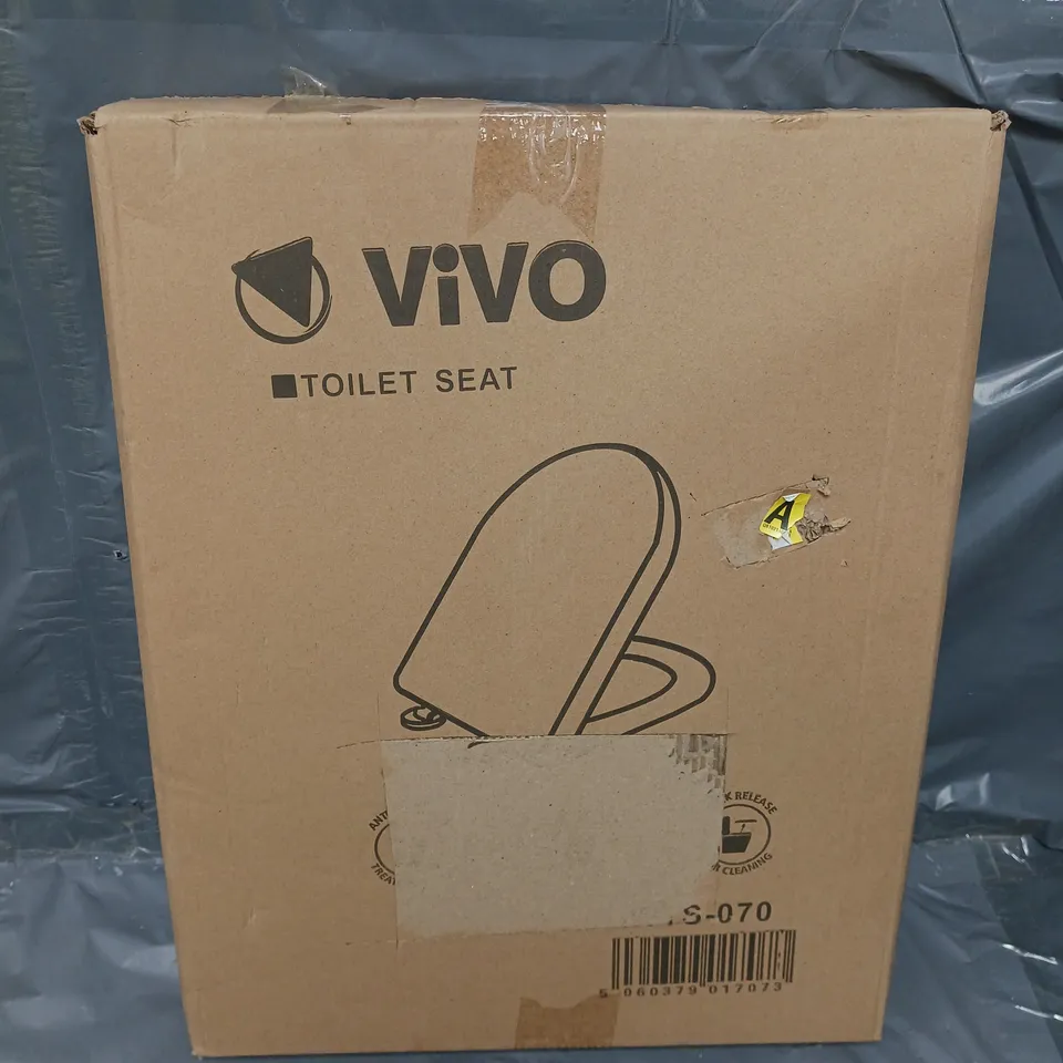 BOXED VIVO PREMIUM SOFT CLOSE TOILET SEAT