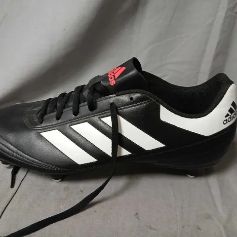 ADIDAS FOOTBALL BOOTS, BLACK WITH WHITE 3-STRIPES, UK 11 (EU 46) – MEN’S SOCCER BOOTS
