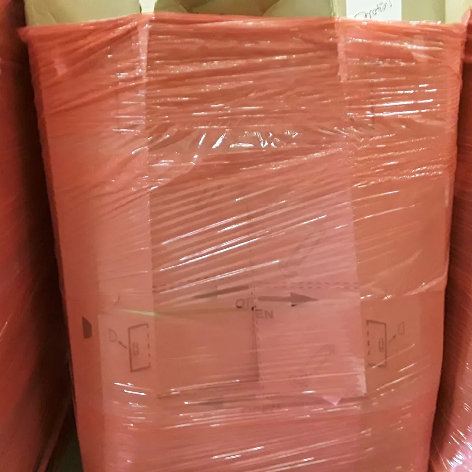 PALLET TO CONTAIN AN ASSORTMENT OF HOUSEHOLD ITEMS TO INCLUDE DOG RAMP, MATTRESS, RETRACTABLE GATES AND ELECTRIC FLOOR HEATING SYSTEM ECT