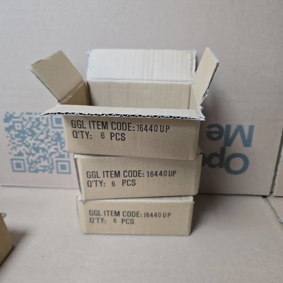 3 BOXES OF ASSORTED GISELA GRAHAM SMALL DECORATIONS 