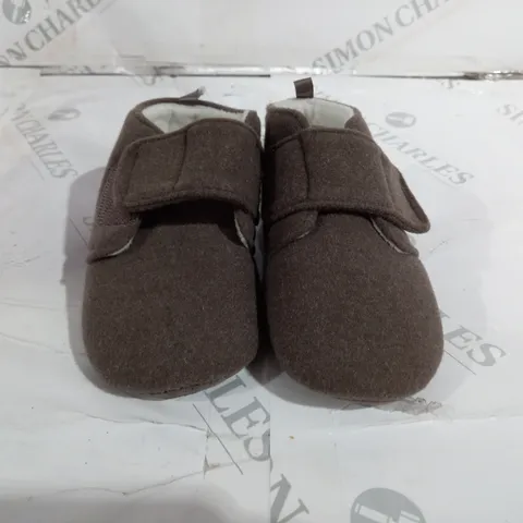 NEXT KIDS BROWN SHOES SIZE 7