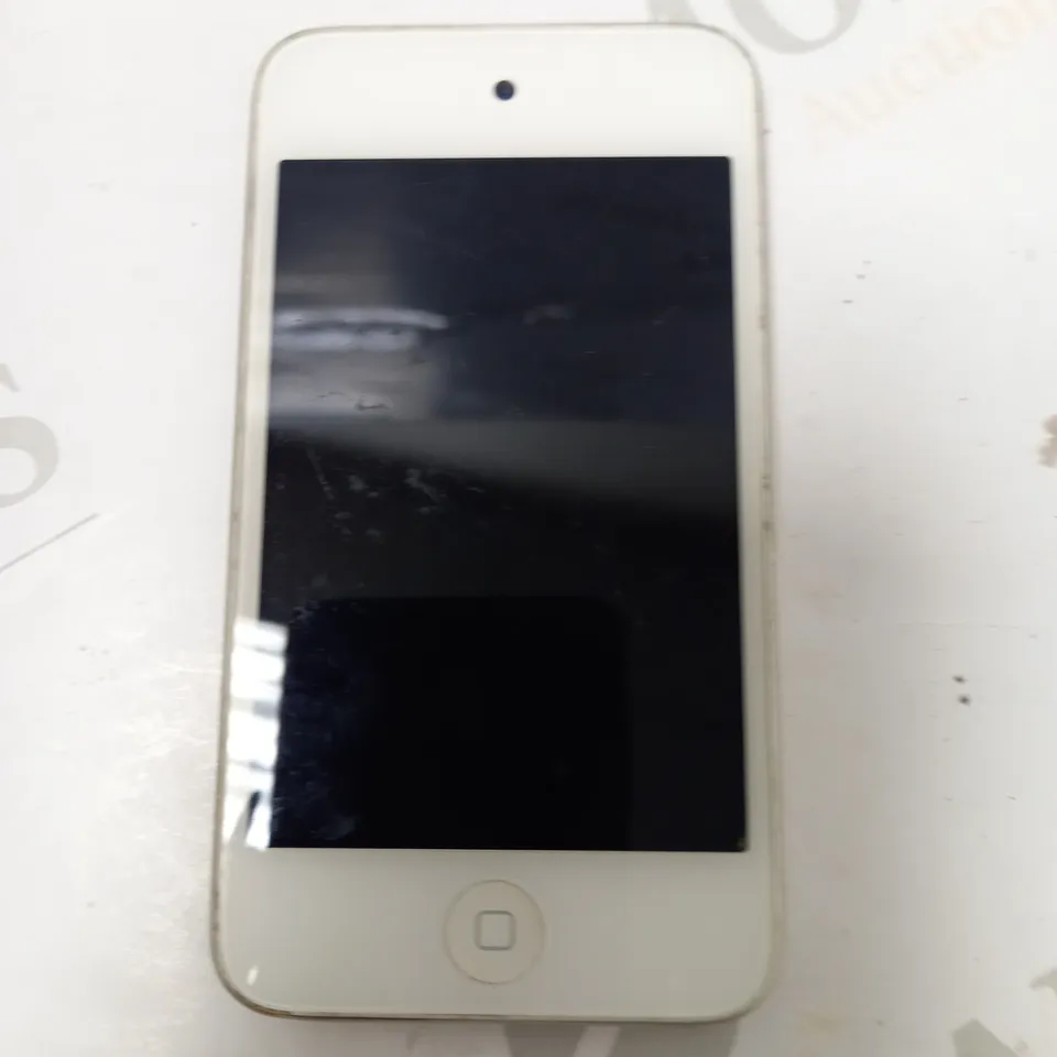 IPOD TOUCH 4TH GEN
