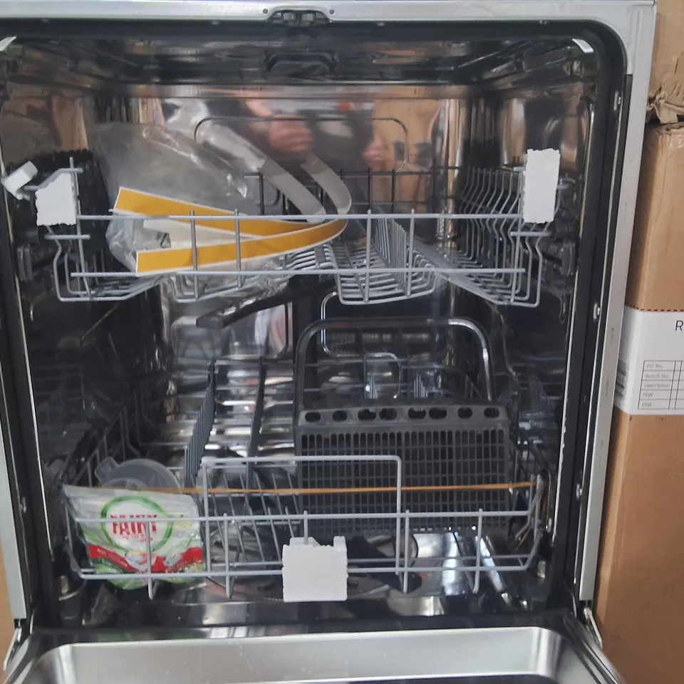 AEG FSB53647Z FULL-SIZE FULLY INTEGRATED DISHWASHER