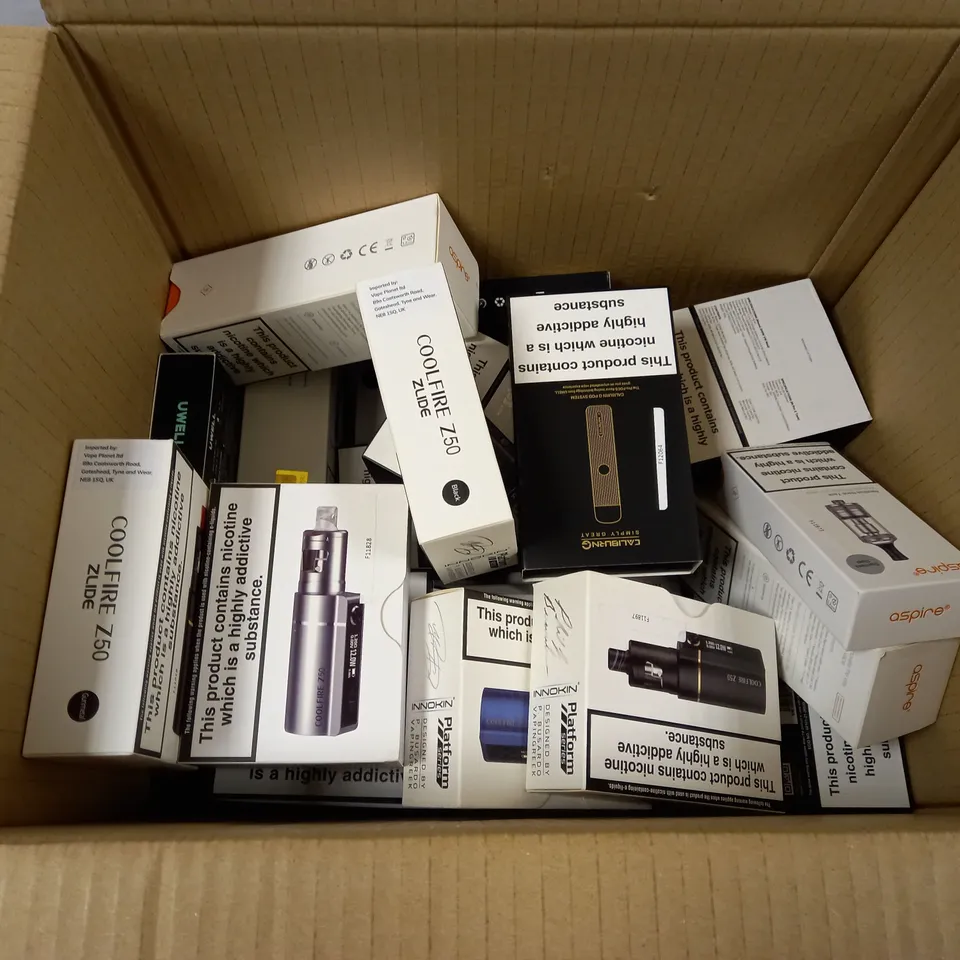 BOX OF APPROXMATELY 30 E-CIGARETTES AND LIQUIDS TO INCLUDE UWELL CALIBURN G POD SYSTEM, NIKKON COOLFIRE Z50, ASPIRE ZELOS NANO KIT, ETC