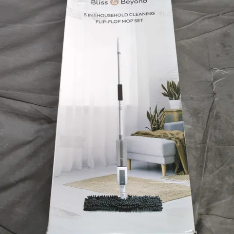 BLISS & BEYOND 5 IN 1 HOUSEHOLD CLEANING FLIP-FLOP MOP SET – BOXED