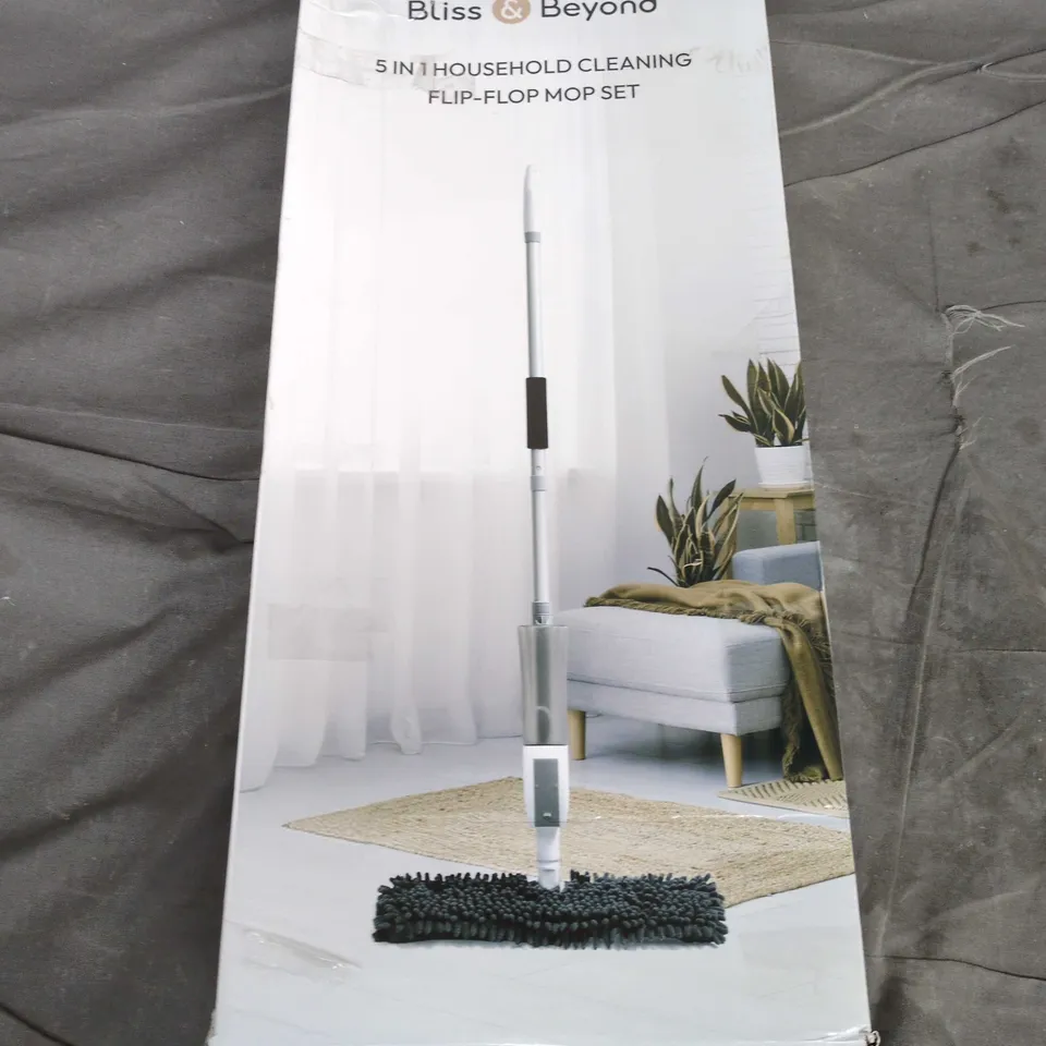 BLISS & BEYOND 5 IN 1 HOUSEHOLD CLEANING FLIP-FLOP MOP SET – BOXED