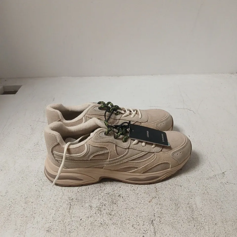 STRADIVARIUS LEATHER SNEAKERS – UK 5 (EU 38)
