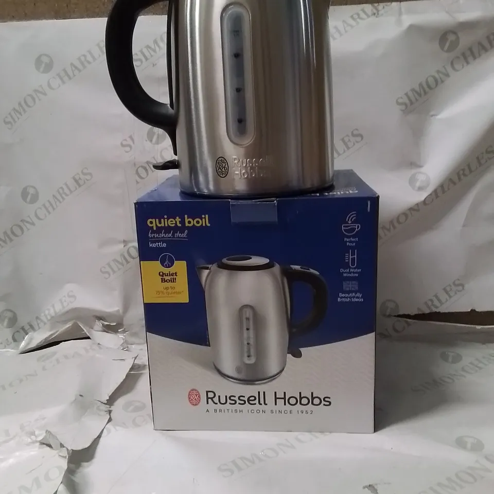 BOXED RUSSELL HOBBS BRUSHED STEEL KETTLE 