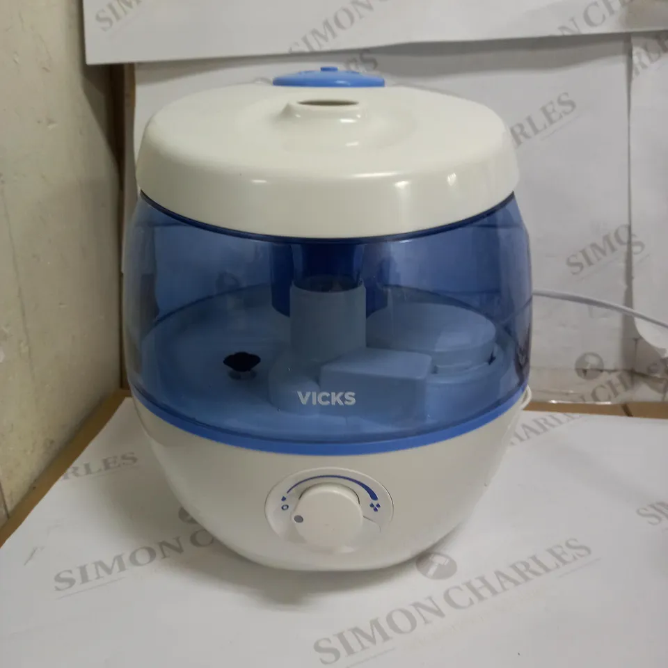 VICKS VUL575 SWEET DREAMS COOL MIST HUMIDIFIER WITH IMAGE PROJECTOR