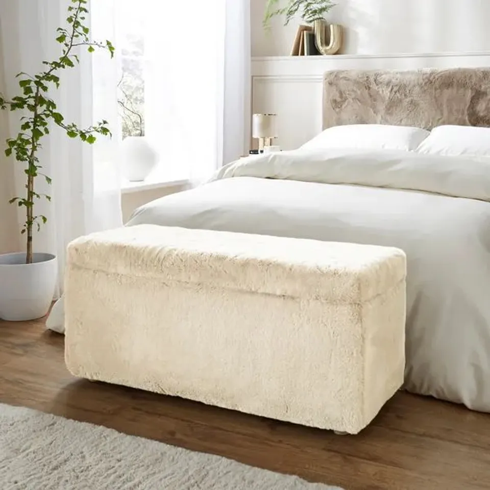 BOXED ELYSIA END OF BED OTTOMAN, FAUX FUR - IVORY (1 BOX)