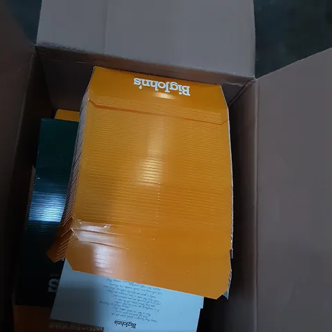 PALLET OF APPROXIMATELY 8 BOXES CONTAINING ASSORTED FISH AND CHIP BOXES AND PLASTIC CUPS