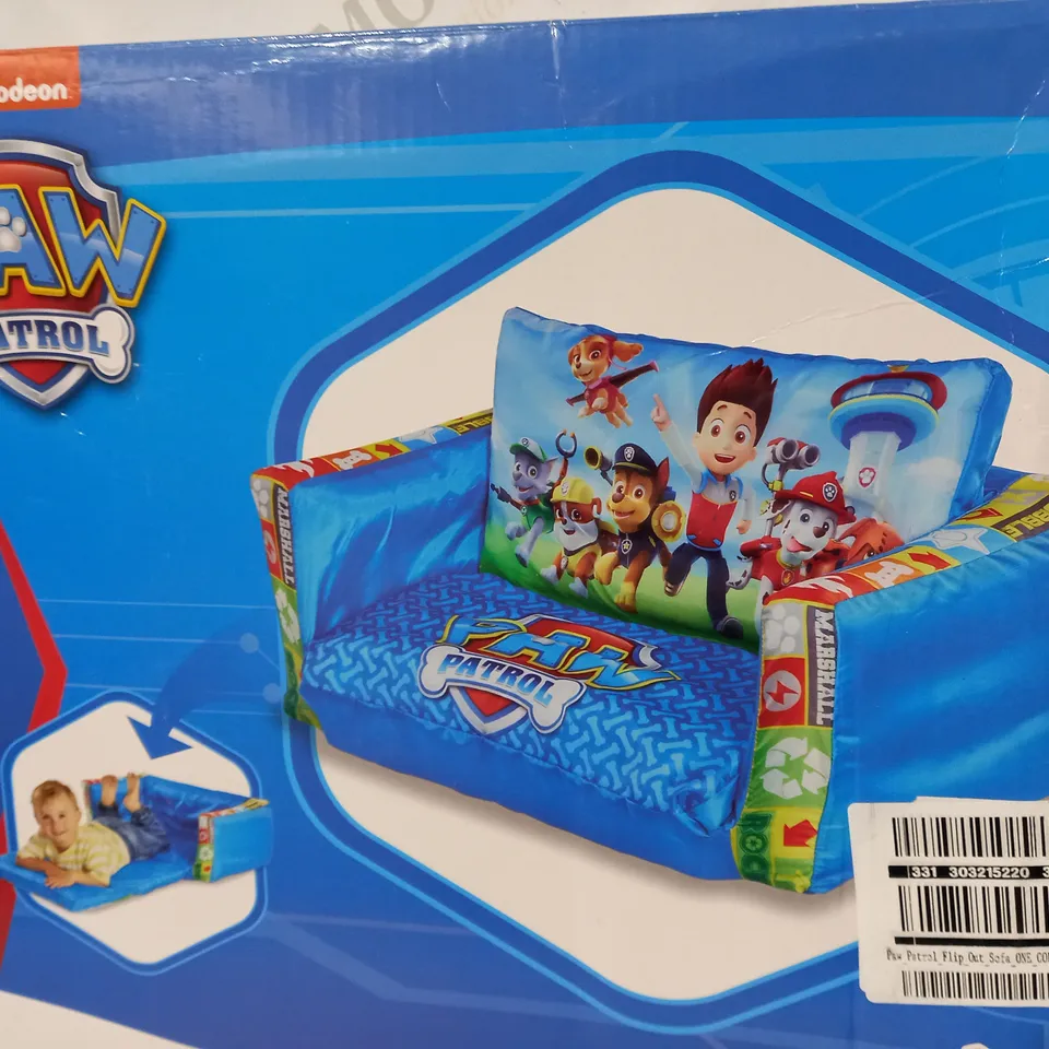 PAW PATROL FLIP OUT SOFA WITH PAW PATROL CHASE MAGIC NIGHTLIGHT RRP £24.99