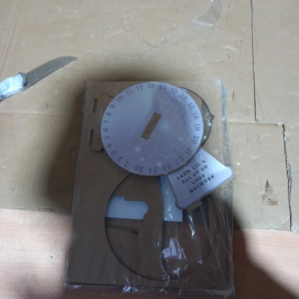 MAKE YOUR OWN XMAS ADVENT