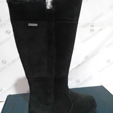 BOXED pair of EMU AUSTRALIA "MOONTA" WATERPROOF KNEE LEATHER BOOTS, BLACK - SIZE 6