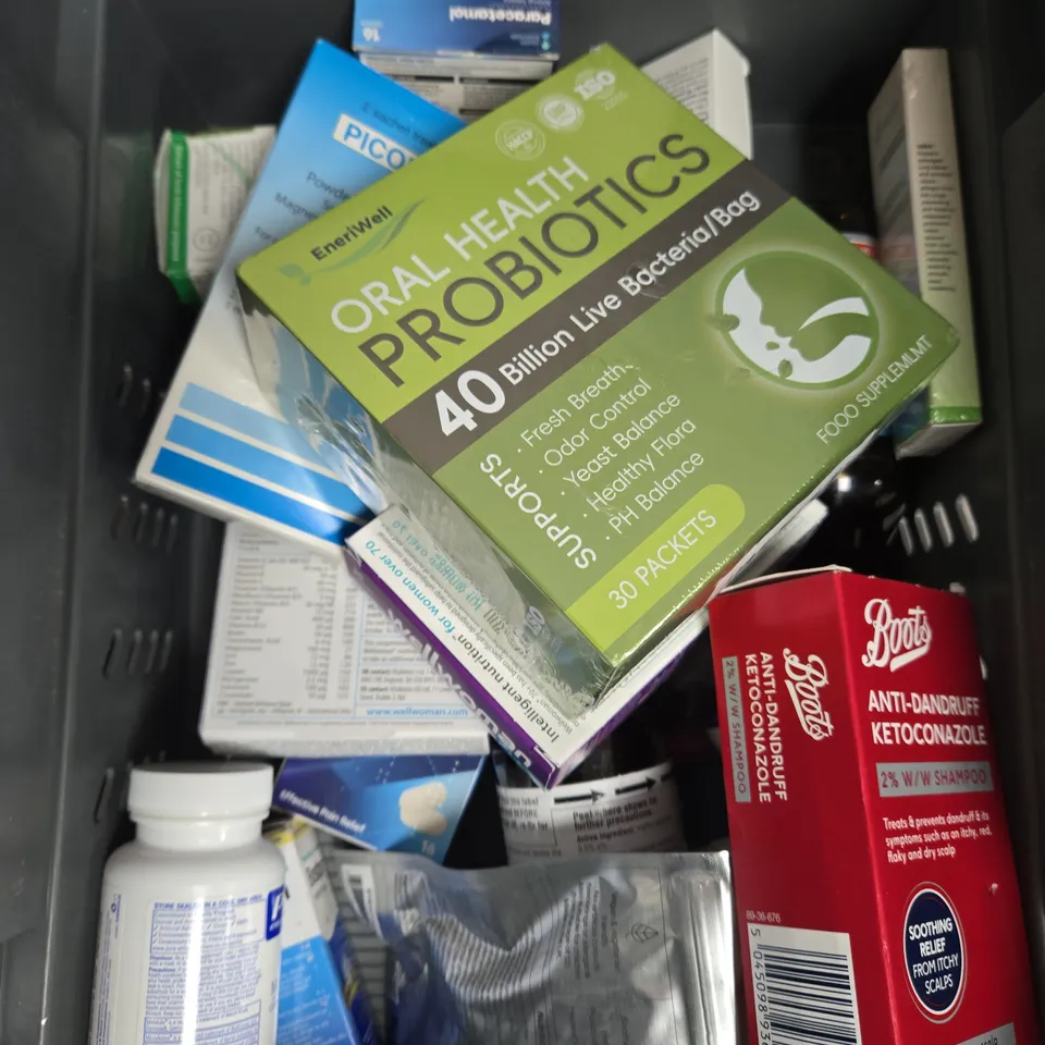 APPROXIMATELY 15 ASSORTED VITAMIN/HEALTH AID PRODUCTS TO INCLUDE WELLWOMAN, PRO BIOTICS, BIOTIN GROWTH ETC