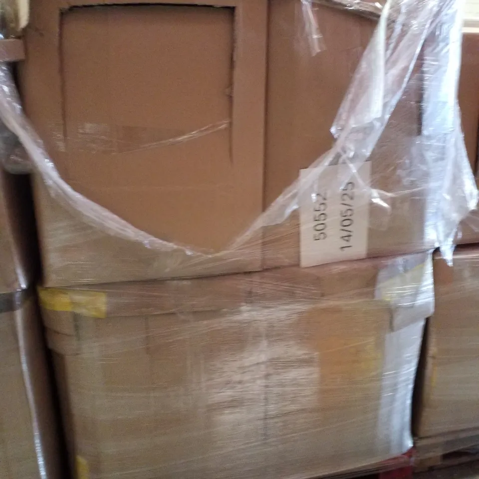 PALLET CONTAINING ASSORTED PILLOWS & CUSHIONS