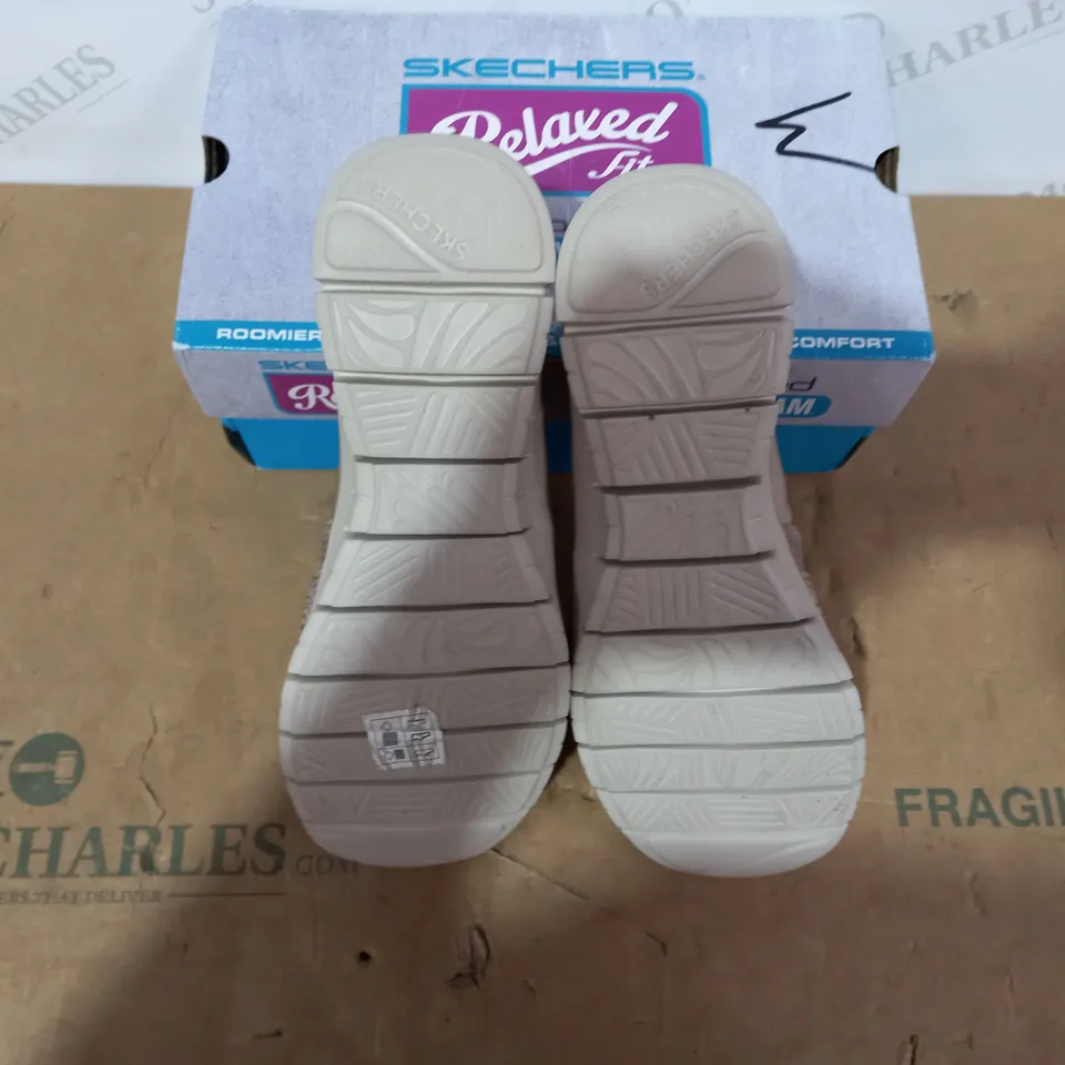 BOXED PAIR OF SKECHERS - SIZE 5