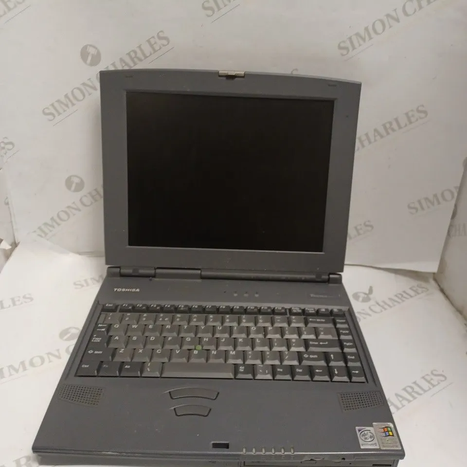 TOSHIBA T8000 X8701199E