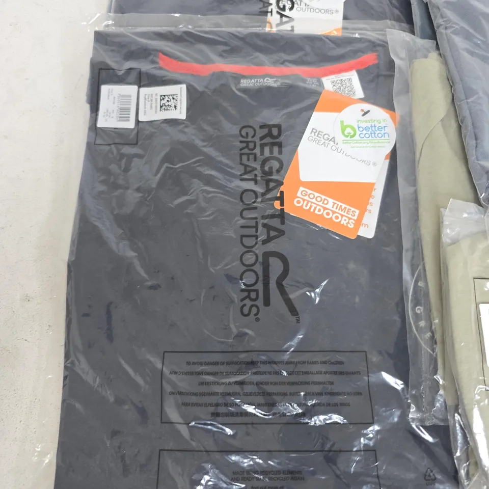 LOT OF 10 ASSORTED BRAND NEW REGATTA T-SHIRTS & IN VARIOUS STYLES, COLOURS AND SIZES