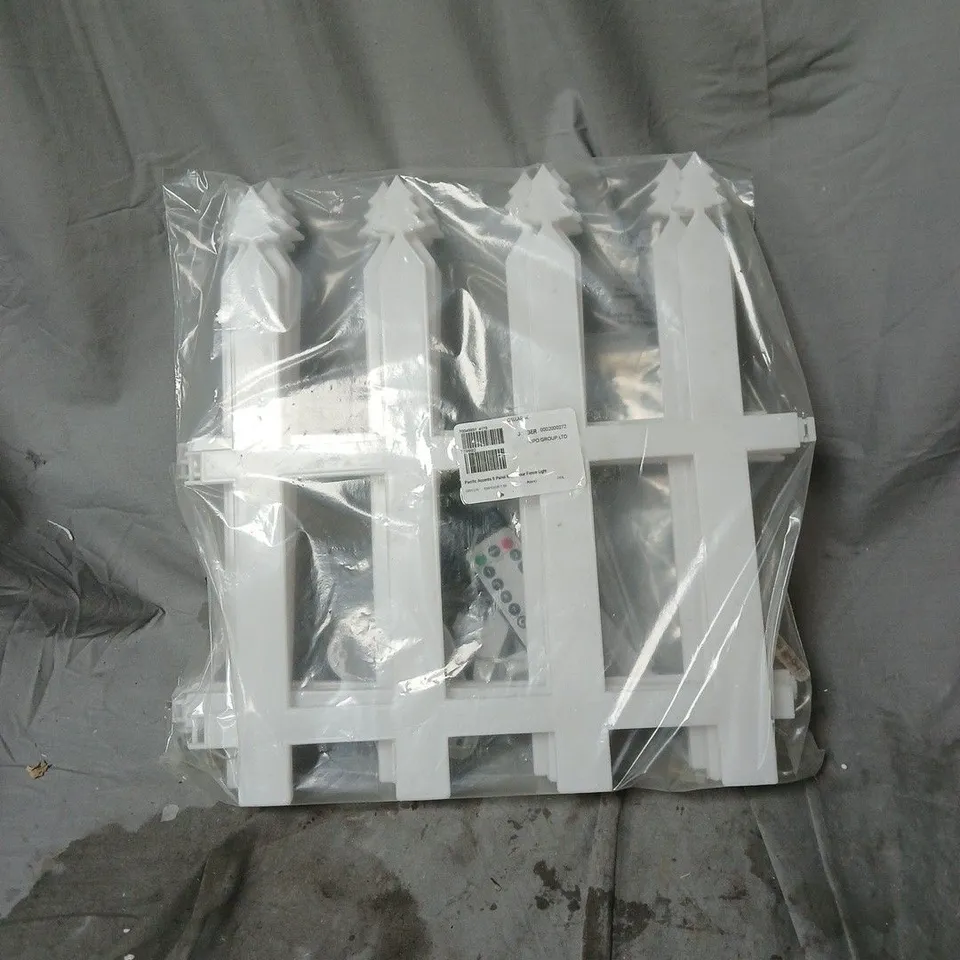 PACIFIC ACCENTS 5 PANEL MULTICOLOUR FENCE LIGHT. UNBOXED