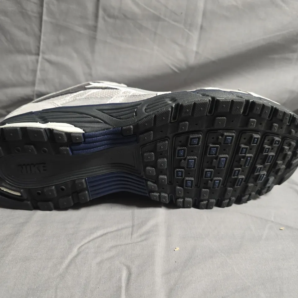 UNBOXED PAIR OF NIKE P-6000 TRAINERS - UK SIZE 9
