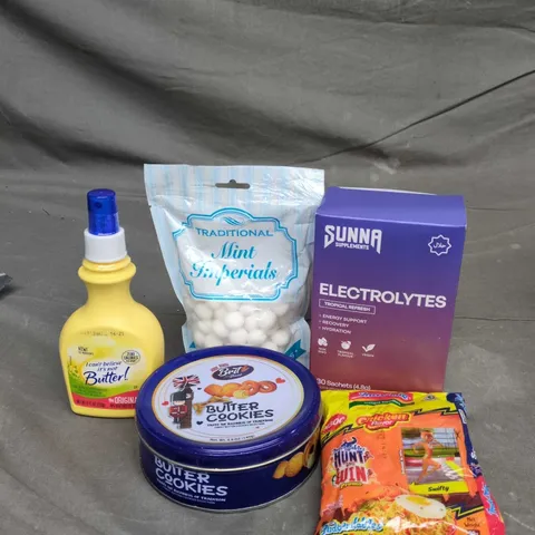 APPROXIMATELY 10 ASSORTED FOOD AND DRINK ITEMS TO INCLUDE SUNNA SUPPLEMENTS, MINT IMPERIALS AND CHICKEN NOODLES ETC