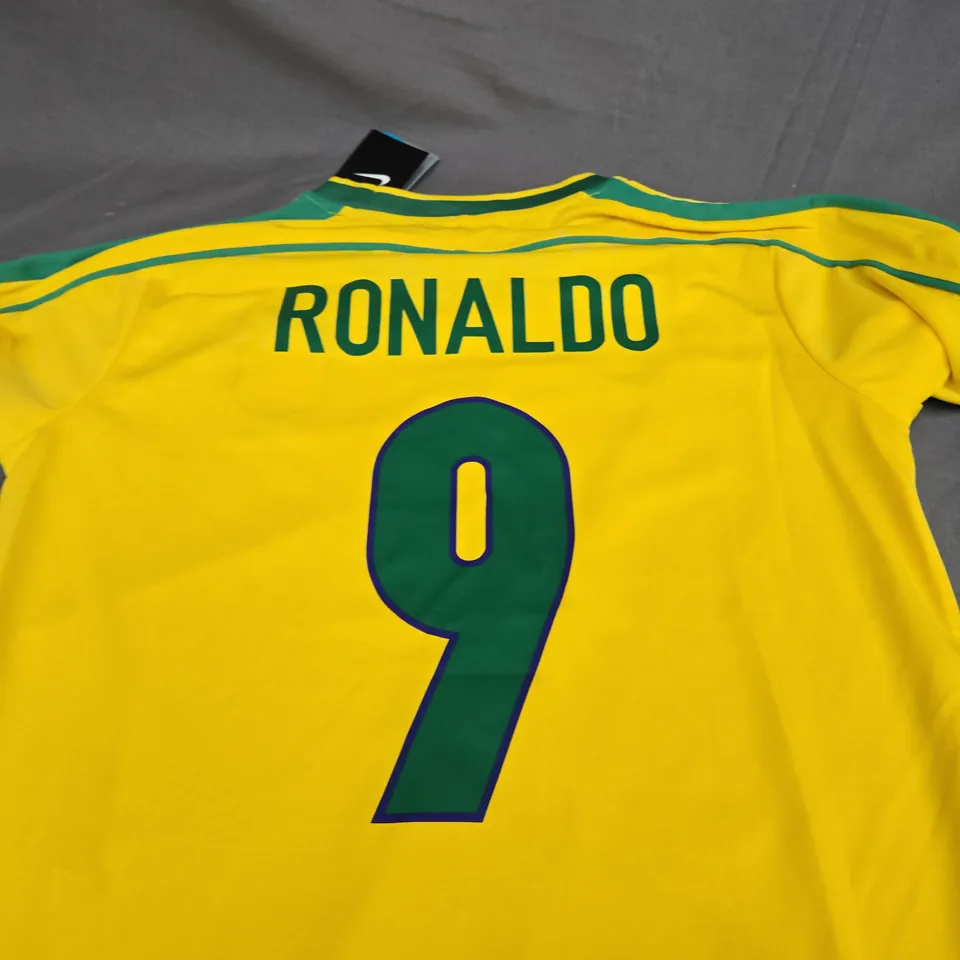 BRAZIL FC HOME JERSEY - RONALDO 9 - SIZE M