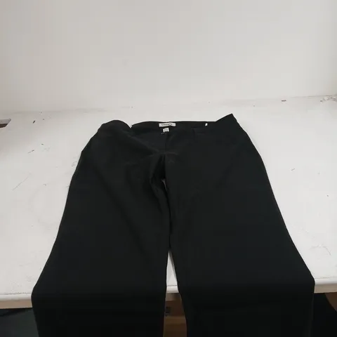 BON PRIX BLACK TROUSERS SIZE 22