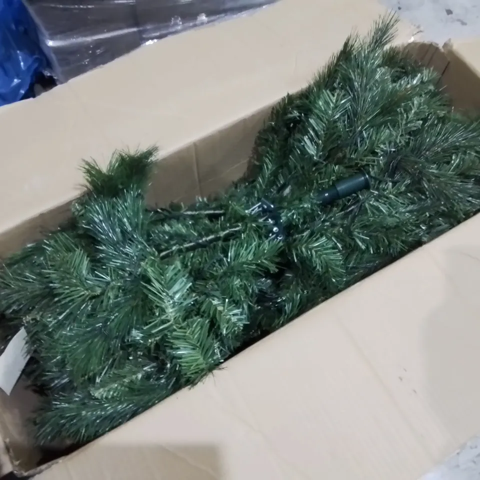LOT OF ASSORTED ITEMS TO INCLUDE ARTIFICIAL CHRISTMAS TREE, PLASTIC TUBING AND POS STAND