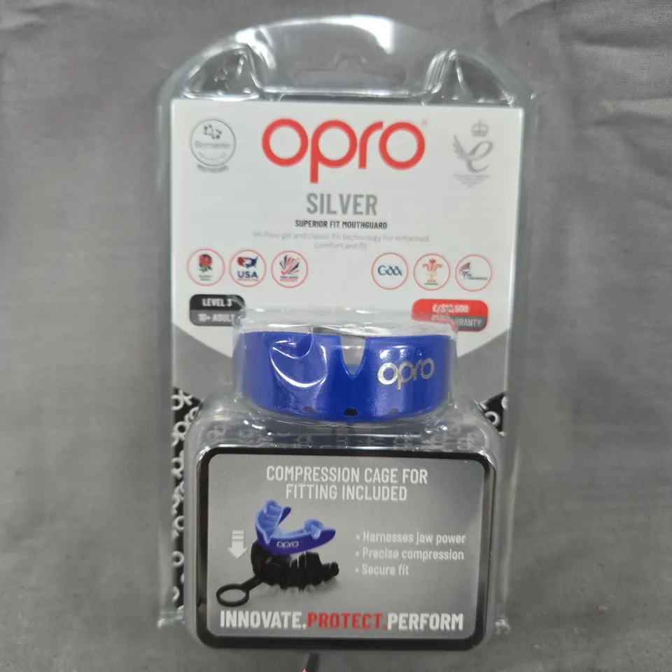 OPRO SILVER SUPERIOR FIT MOUTHGUARD - COMPRESSION CAGE FOR FITTING INCLUDED
