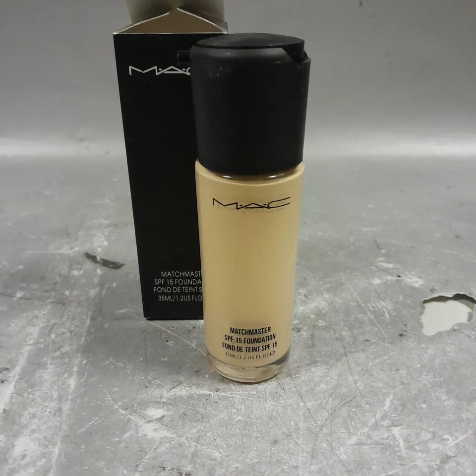 MAC MATCH MASTER FOUNDATION SPF 15 SHADE NC15 35ML