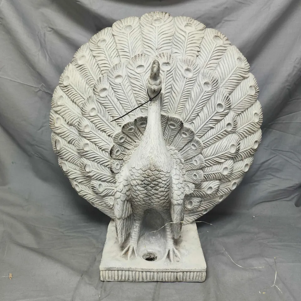 BOX OF APPROXIMATELY 3 ASSORTED HOUSEHOLD ITEMS TO INCLUDE DECORATIVE PEACOCK ORNAMENT, ETC