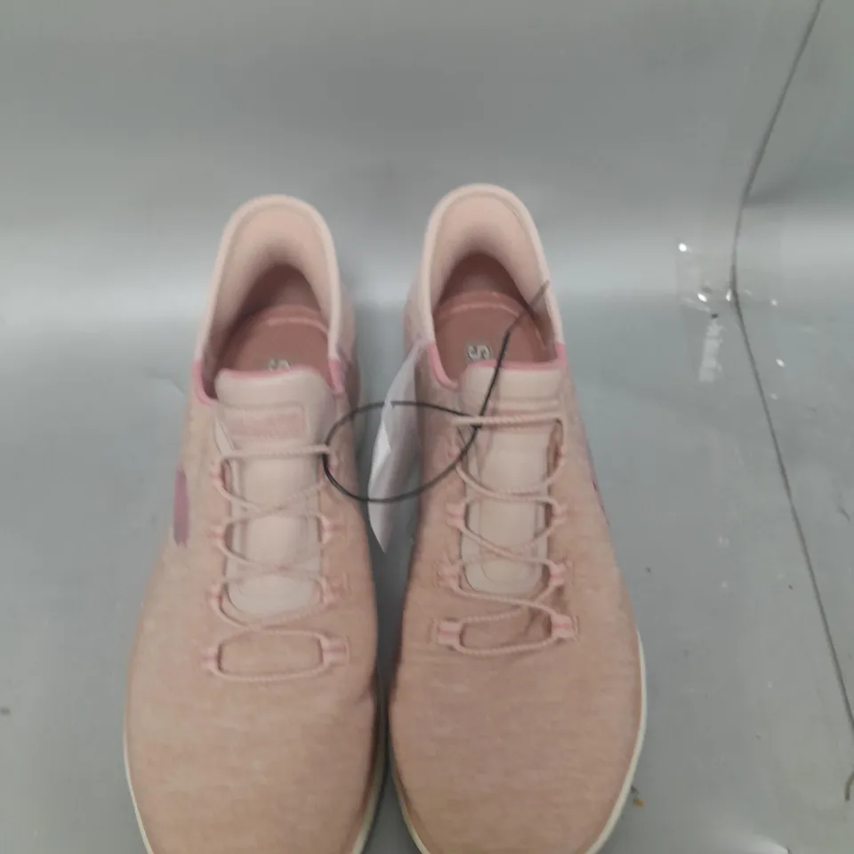 SKETCHERS SLIP INS - PINK - SIZE 6.5