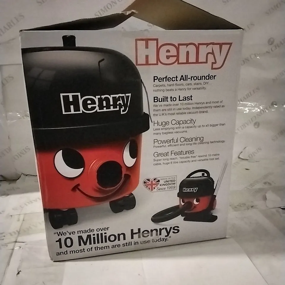 BOXED HENRY HOOVER 